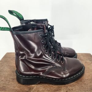Solovair  Burgundy Rub-Off 8 Eye Zip Derby Boot Solovair